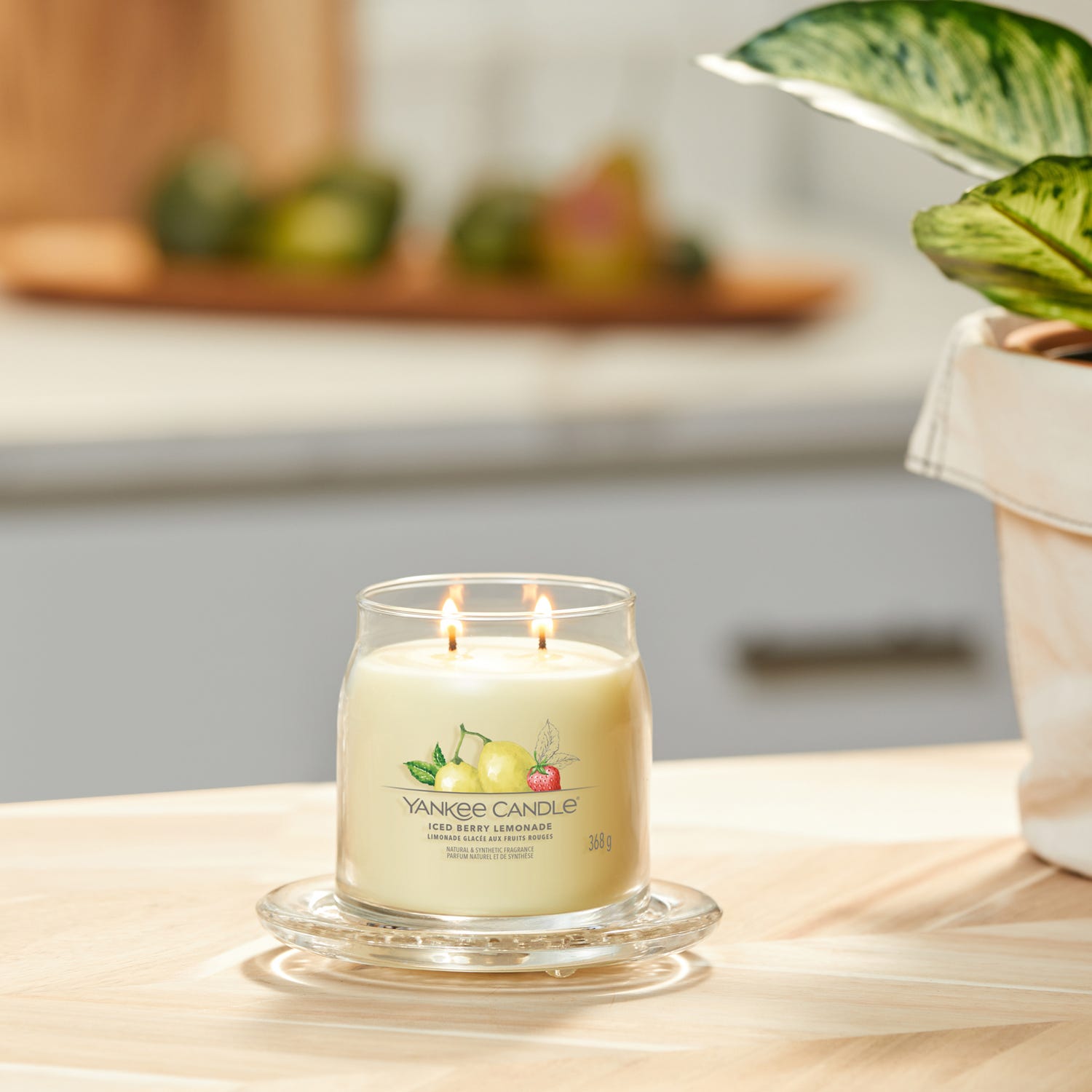 Iced Berry Lemonade, candela in giara media Yankee Candle