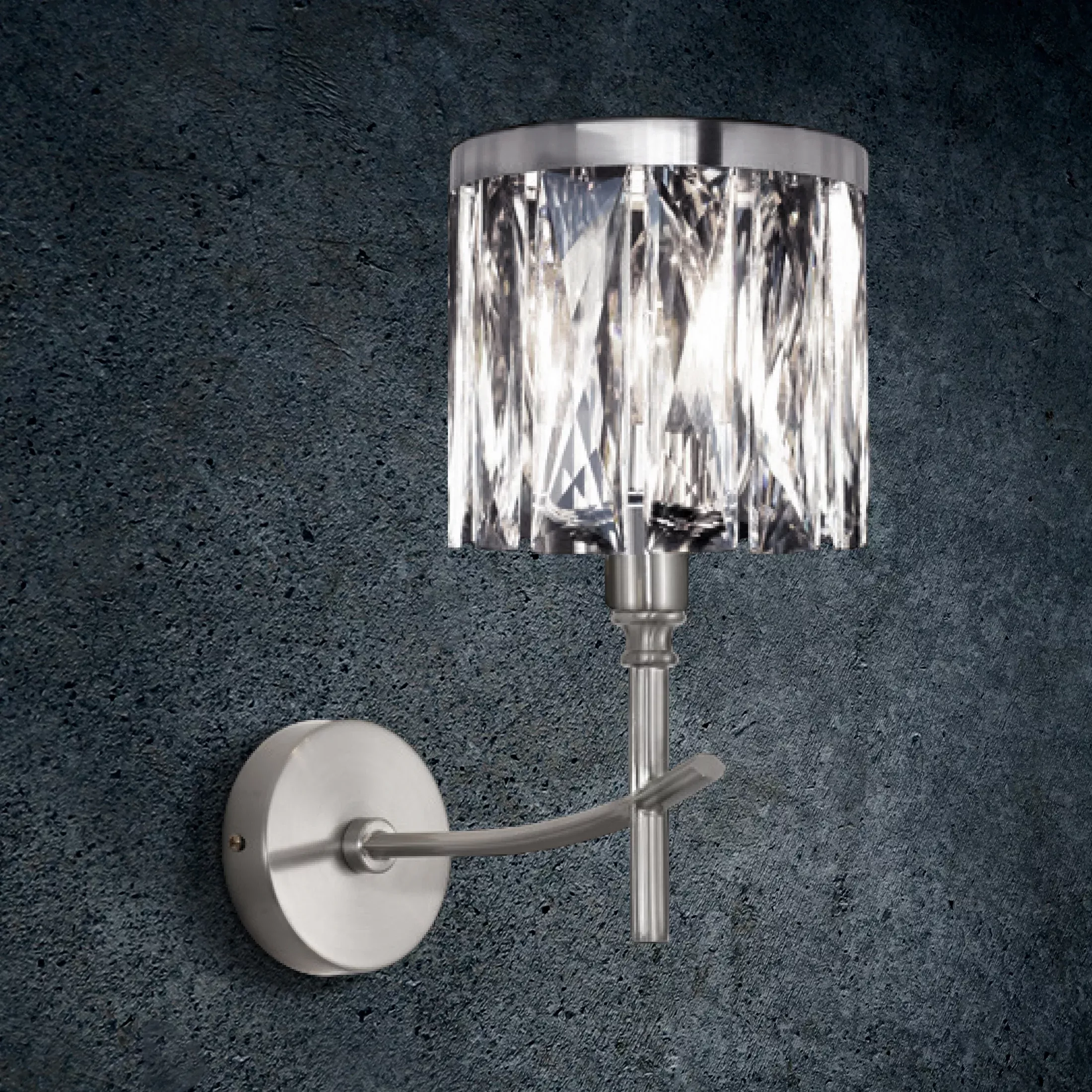 Kinkiet - lampa ścienna do salonu transparentno, srebrna zdobiona kryształkami 25x13x30 cmKRYSTAL