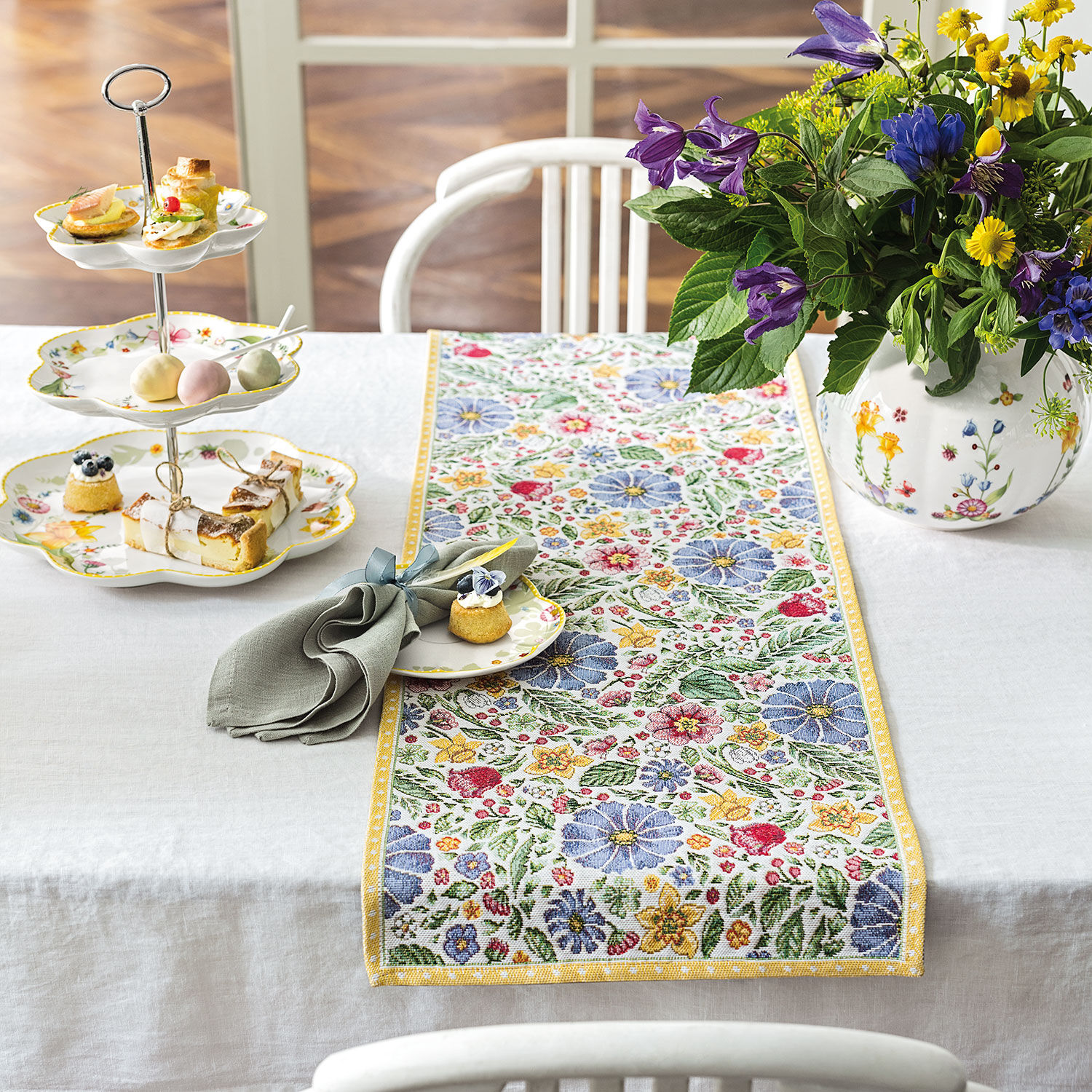 Spring Awakening Table runner - Yellow, 37.8'' x 12.6'' x 0.1''