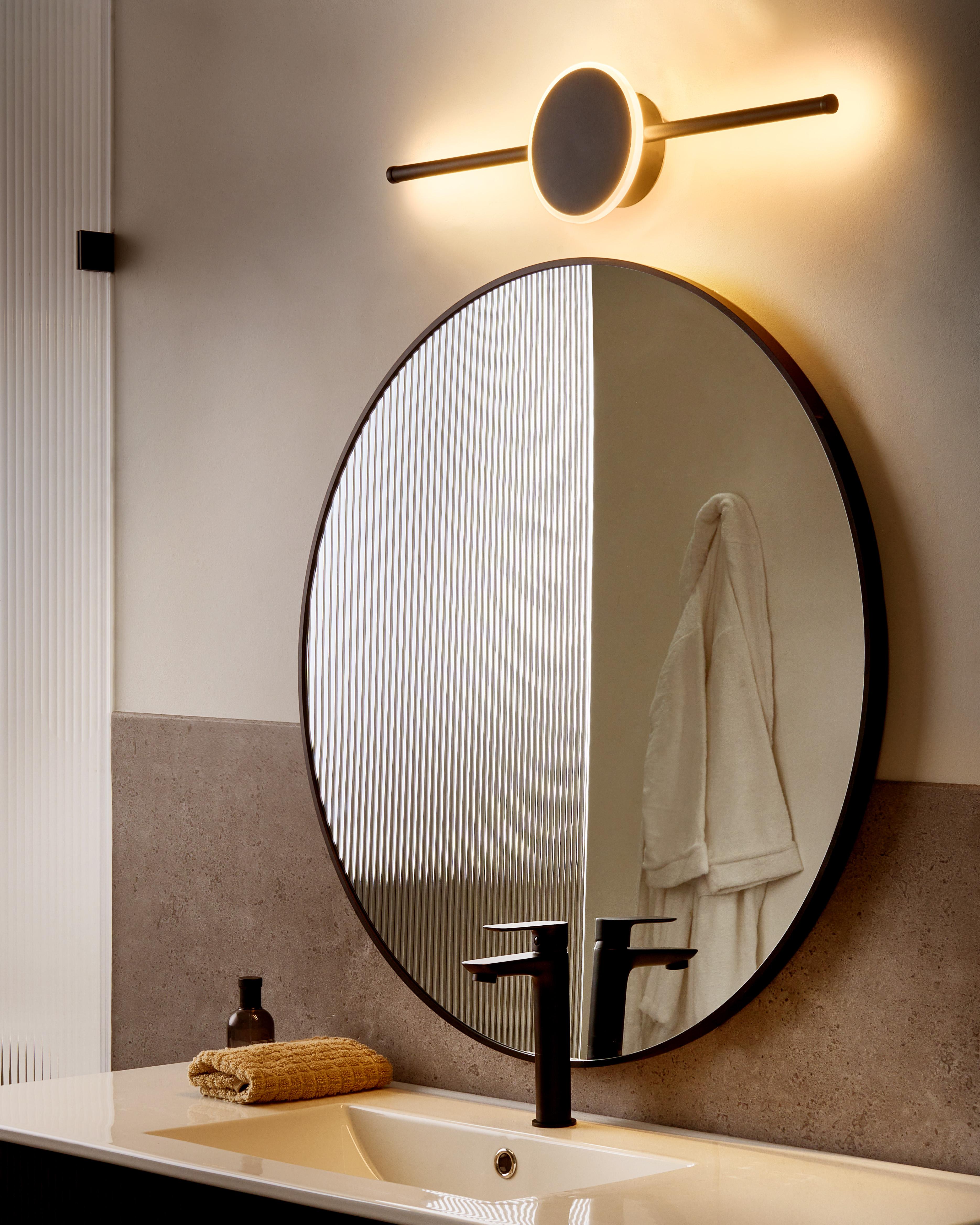 Picture and Mirror LED Light OTHAIN Metal Black