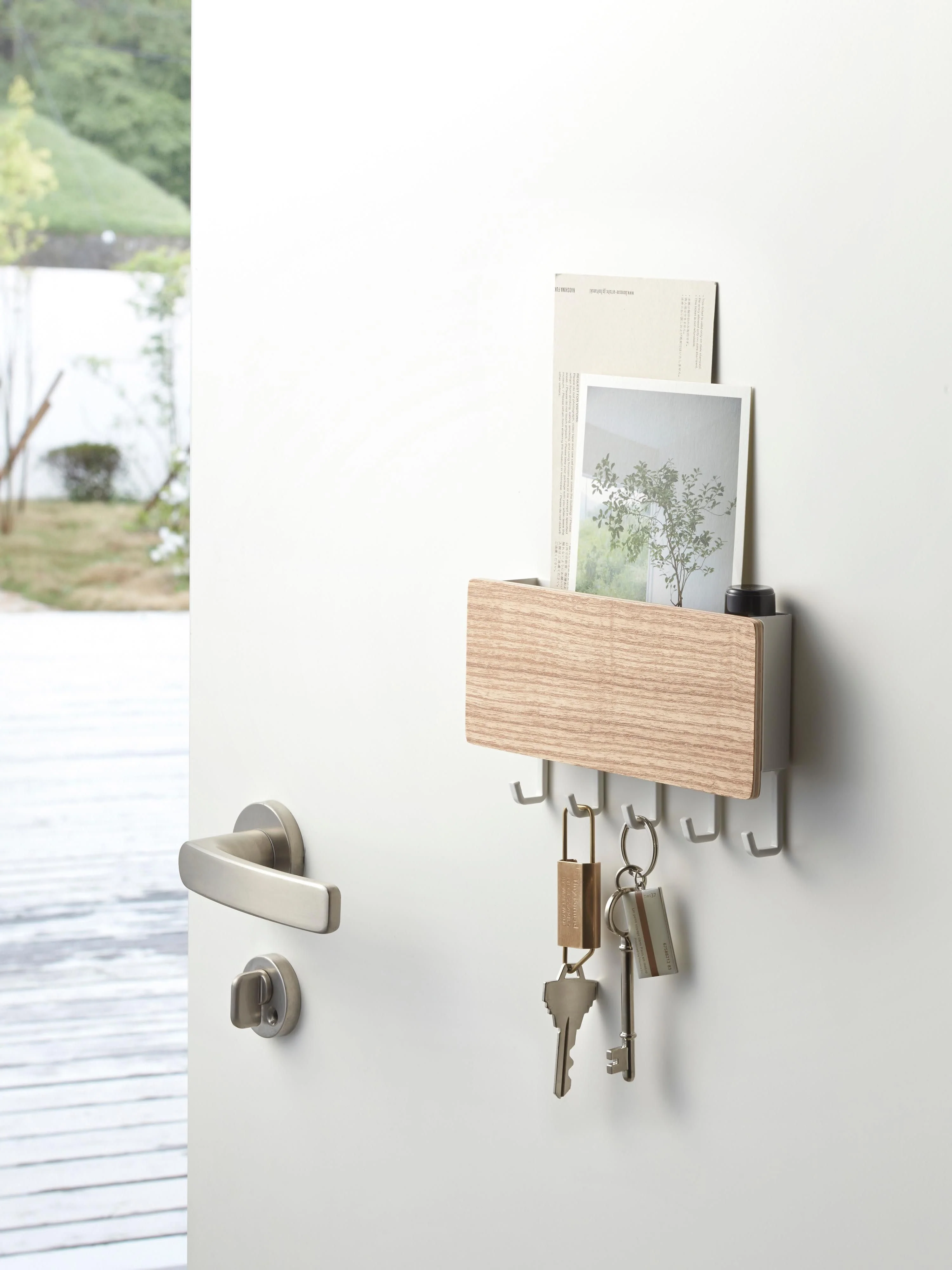 Wandgarderobe Rin mit magnetischer Rückseite