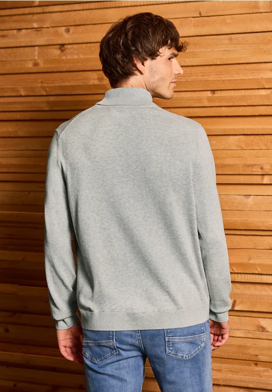 Basic Turtleneck Pullover