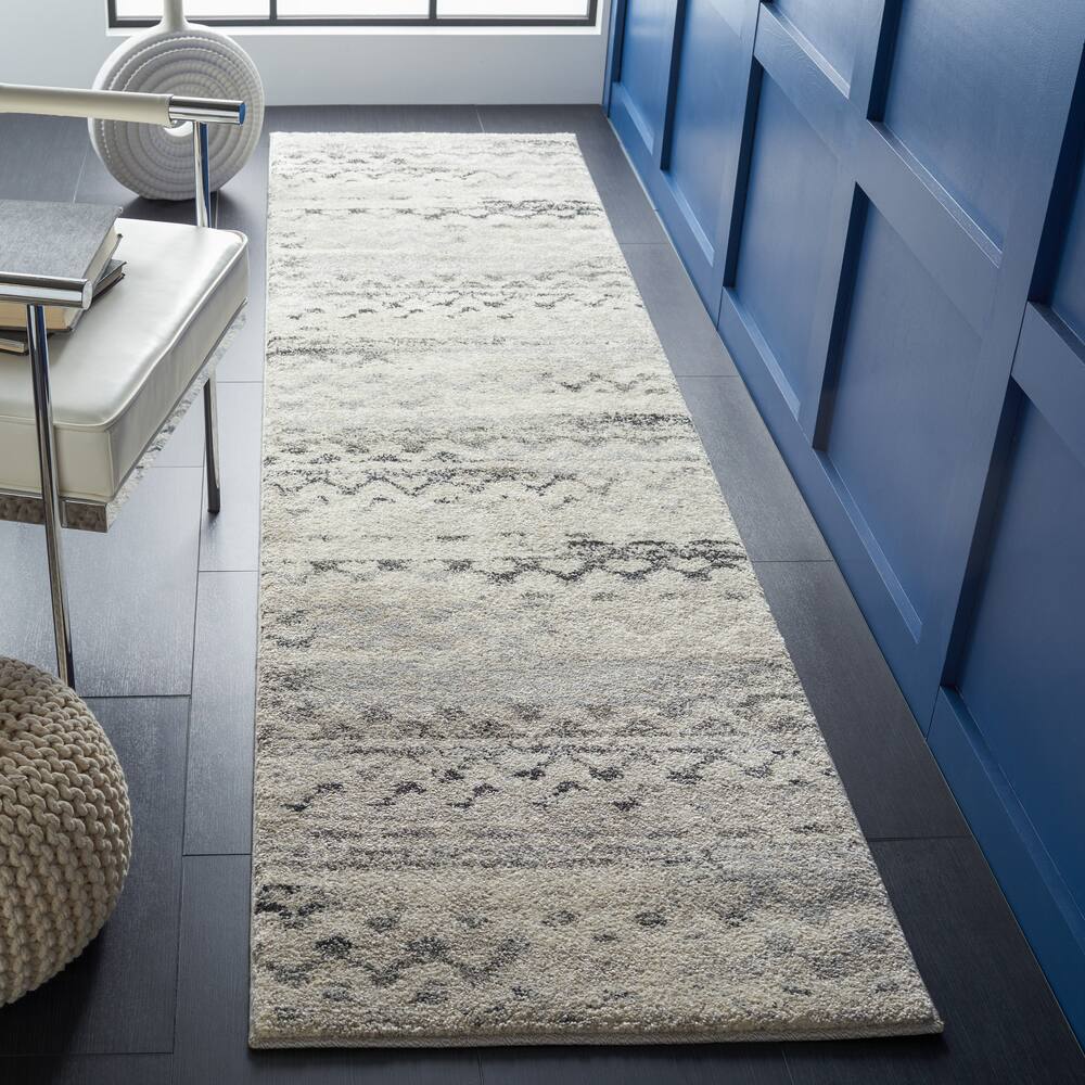 Safavieh Retro 2136 Rug, Cream/Grey