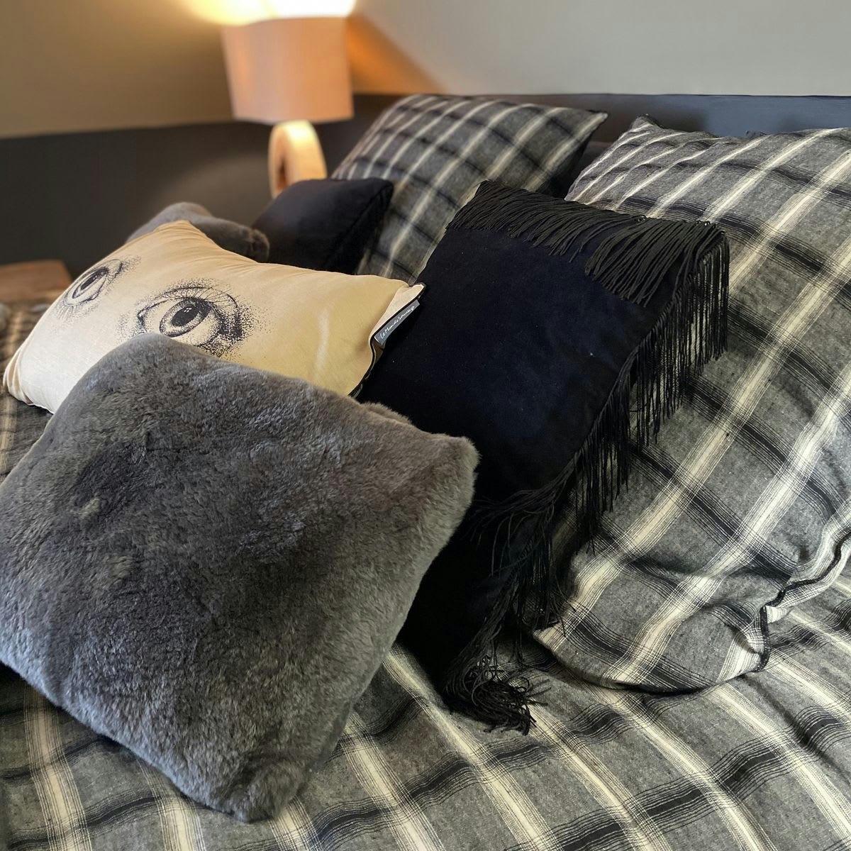 REX - Coussin en rex rabbit gris 30x40cm