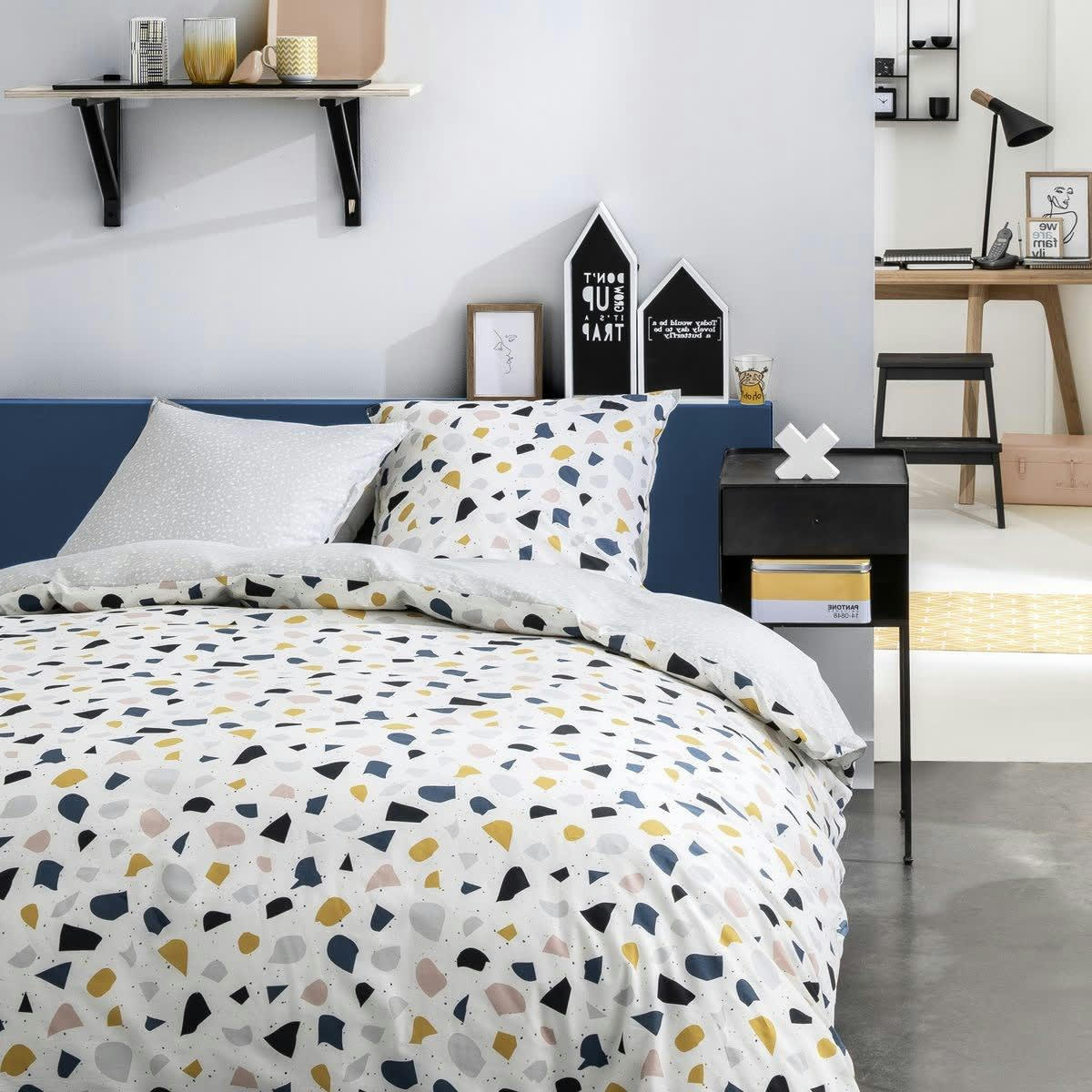 - Parure de lit en Polyester Blanc 220x240 cm