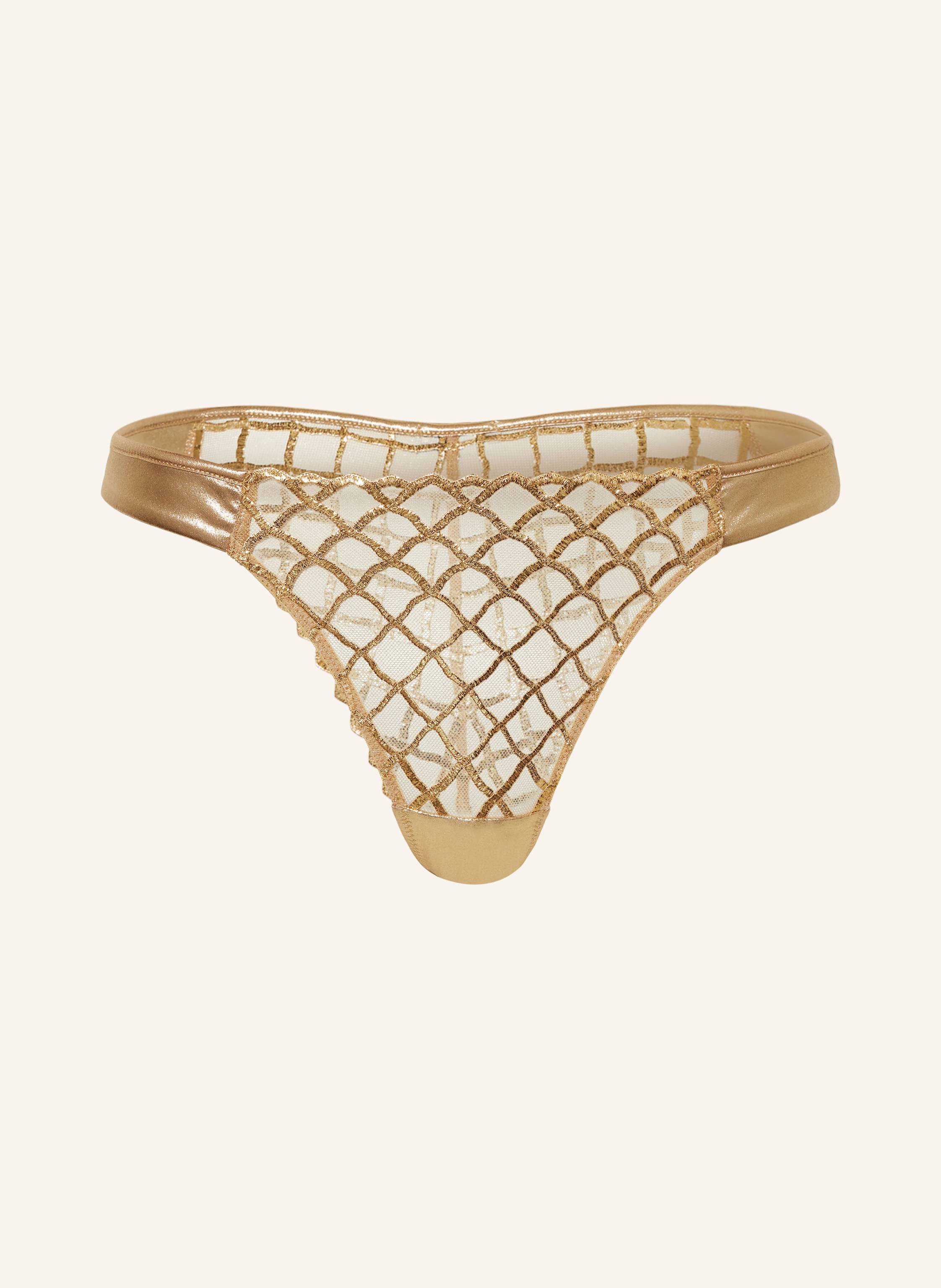 LIVY String CARTER