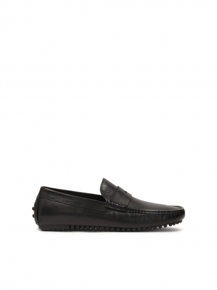 Black men's moccasins on a comfortable sole