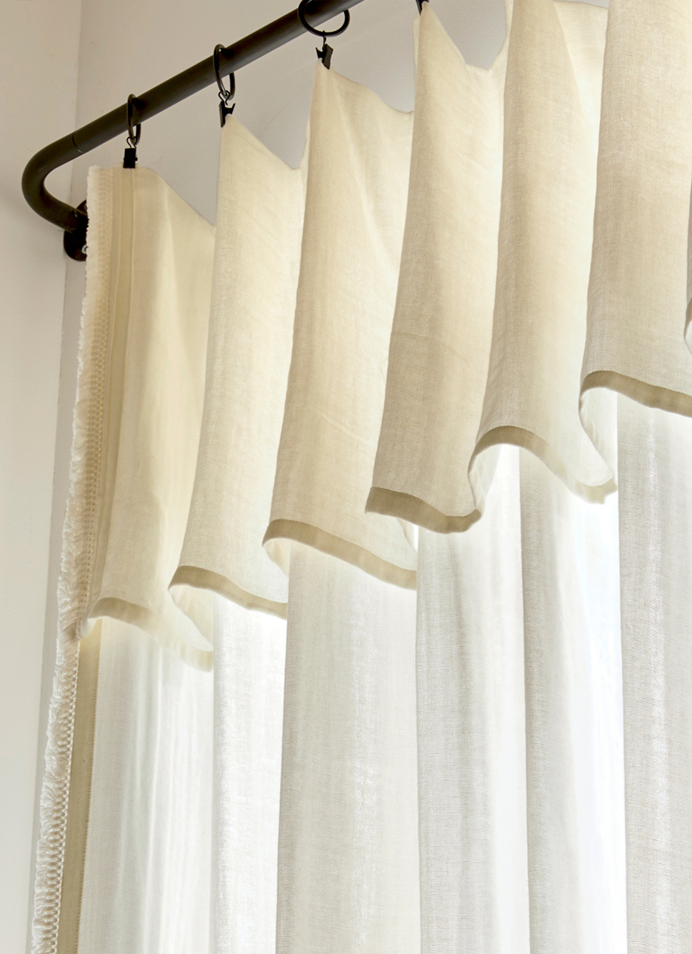 RIDEAU EN GAZE DE COTON BOHO BLANC