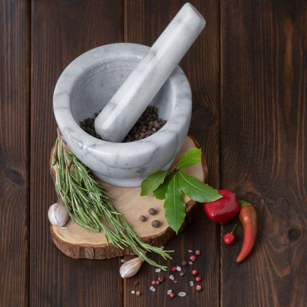 Moździerz do ucierania przypraw ziół pesto marmurowy