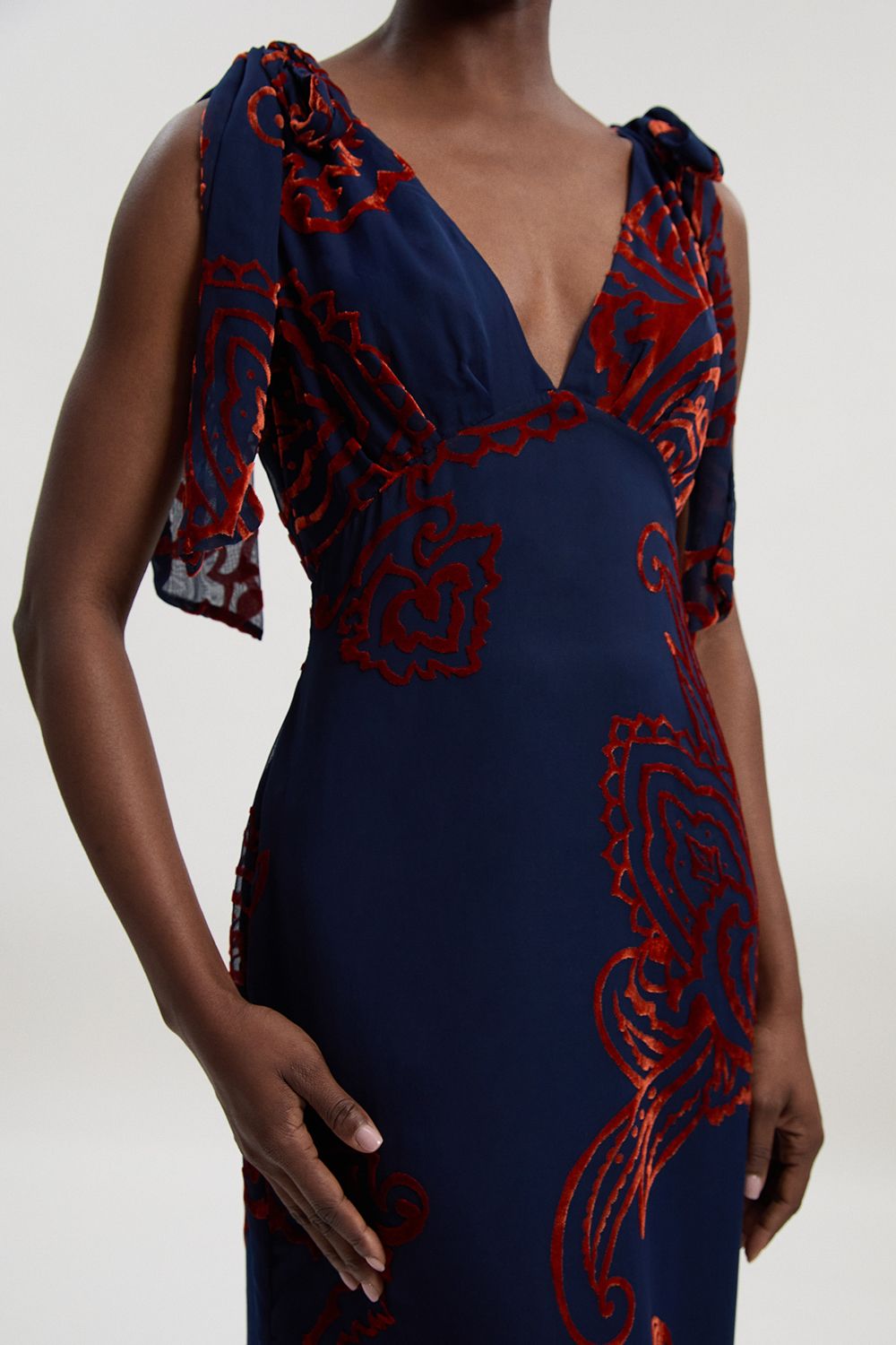 KarenMillen Paisley Devore Plunge Woven Midi Dress