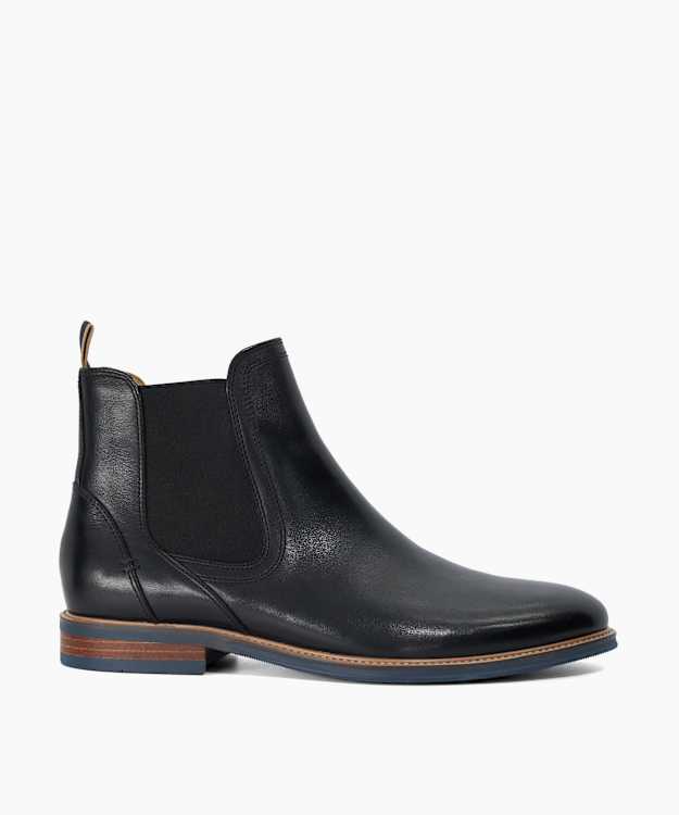 Mckinley Black - Slip-On Chelsea Boots