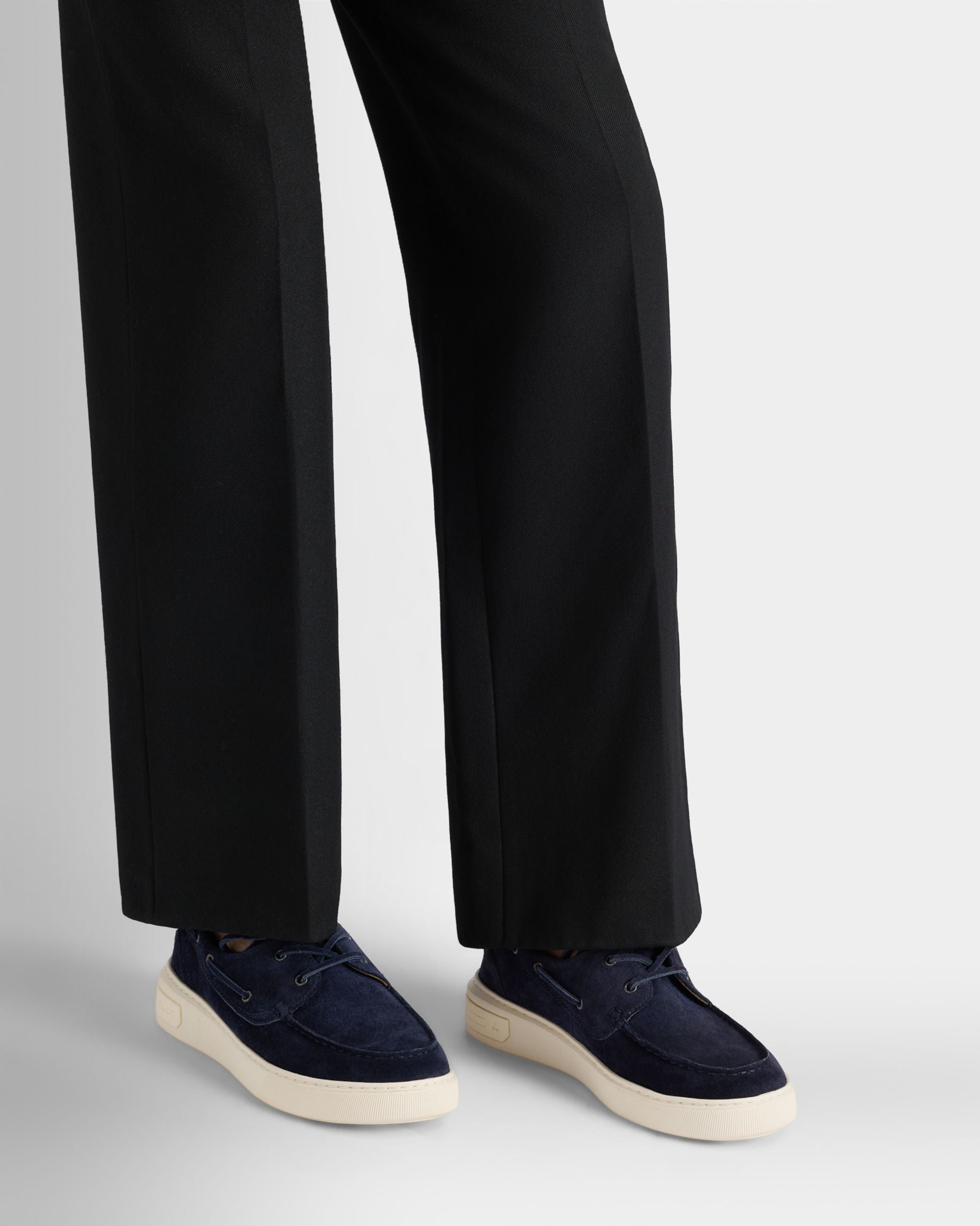 Bally Lift Sneaker aus Veloursleder in Navy Blue