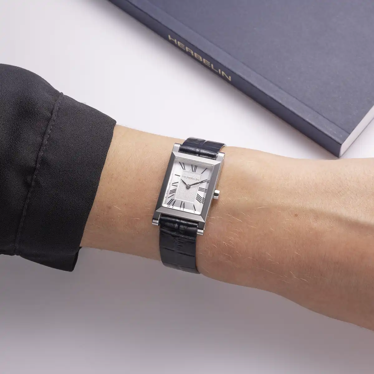 ANTARÈS – BRACELET – FAÇON CROCO BLEU