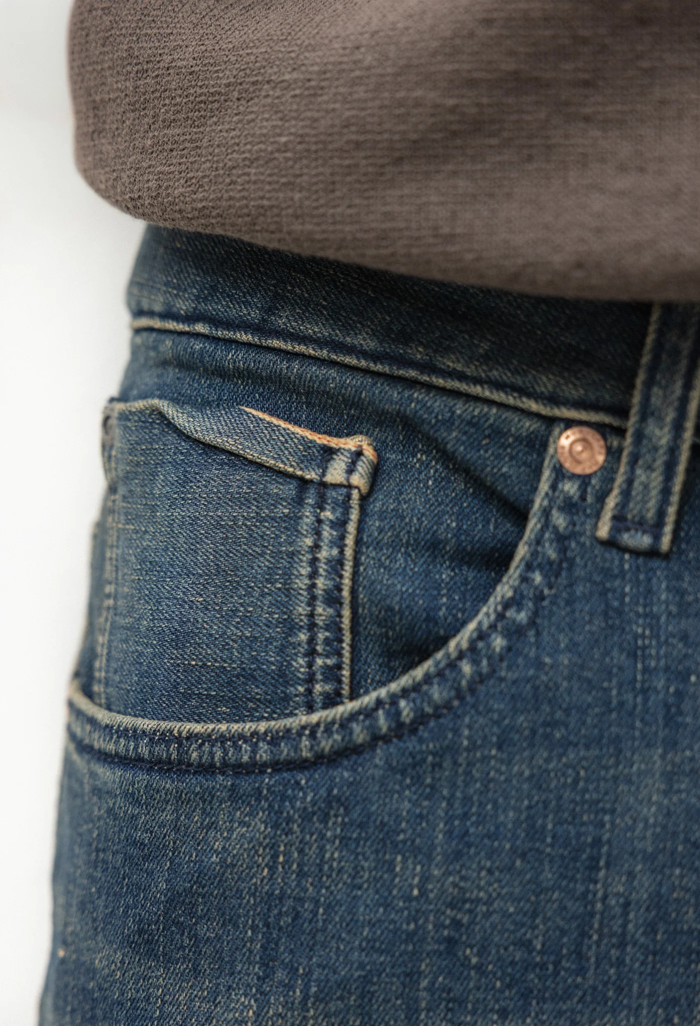 Hank Mid Tapered Selvedge - Earth Blue