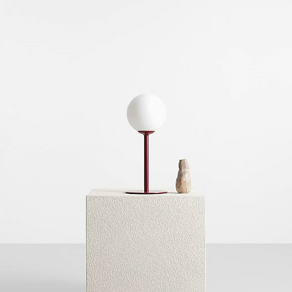 Lampe de table en métal avec globe en verre Pinne Bordeau - Aldex