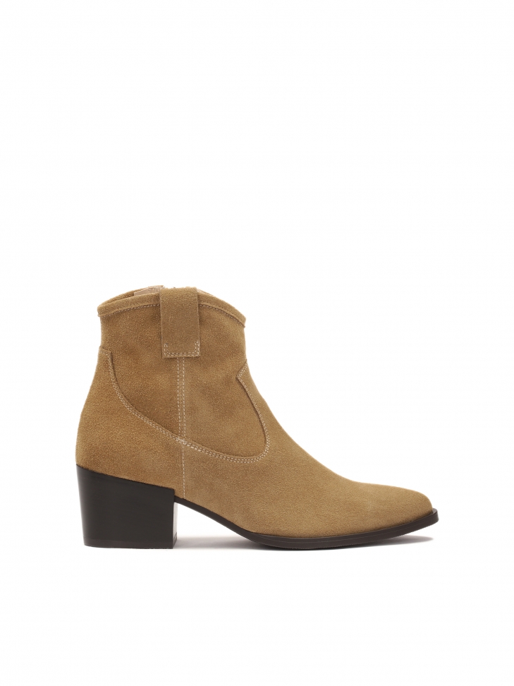 Light brown suede boots in cowboy style