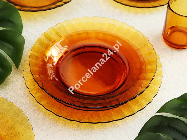 Komplet talerzy na 6 osób (18 el.) Duralex - Picardie Amber 11.DX.PA.KT18