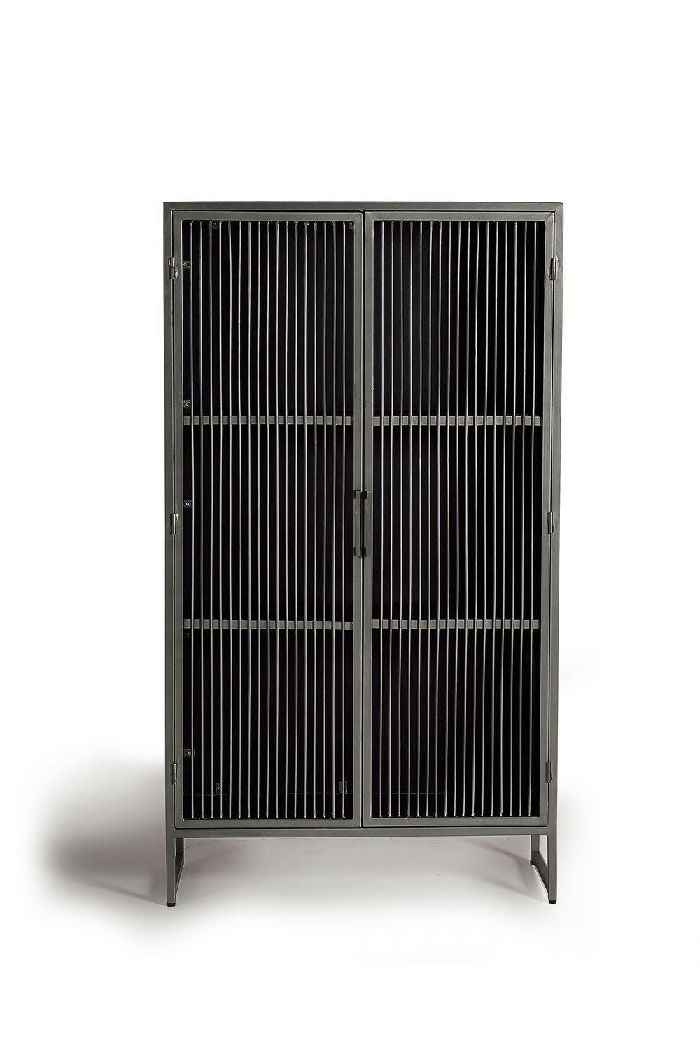 - Vitrine en bois d'acacia et métal.