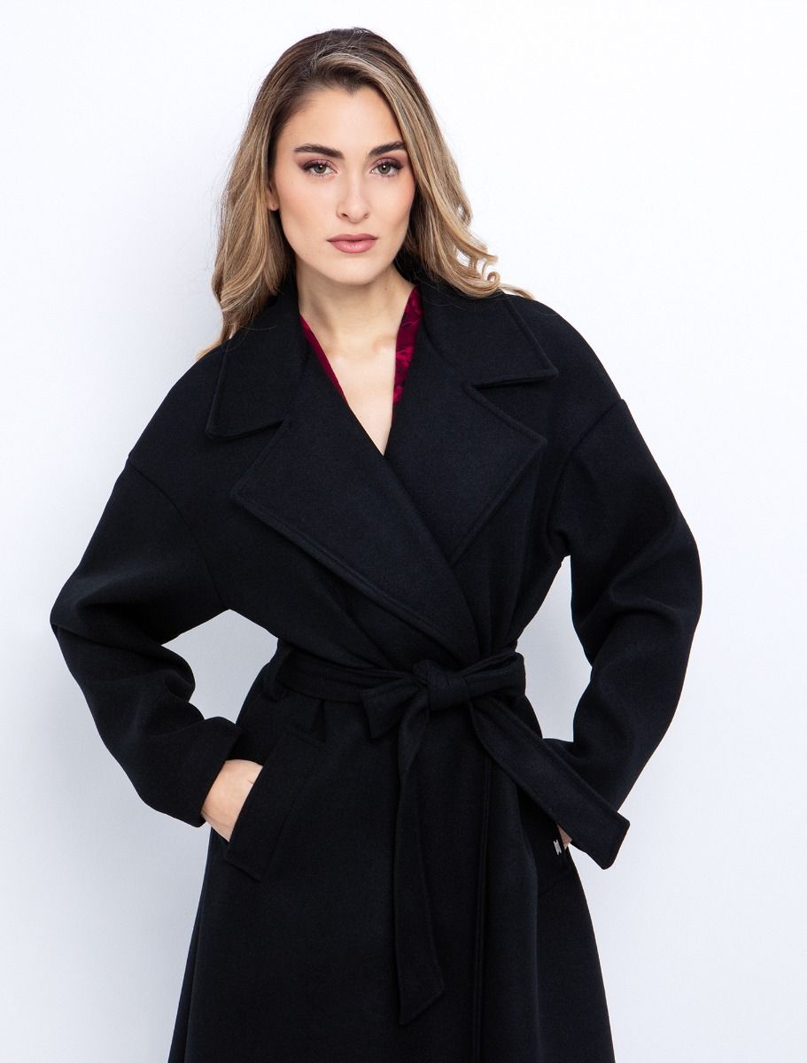 Μακρύ παλτό με ζώνη