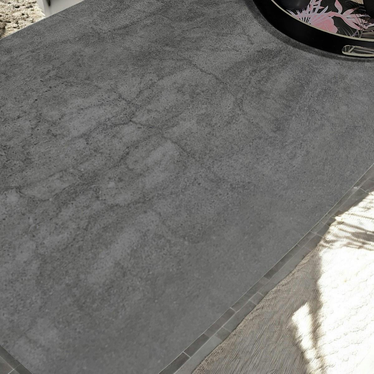 Table basse en céramique anthracite bords ronds LOMBARDIE