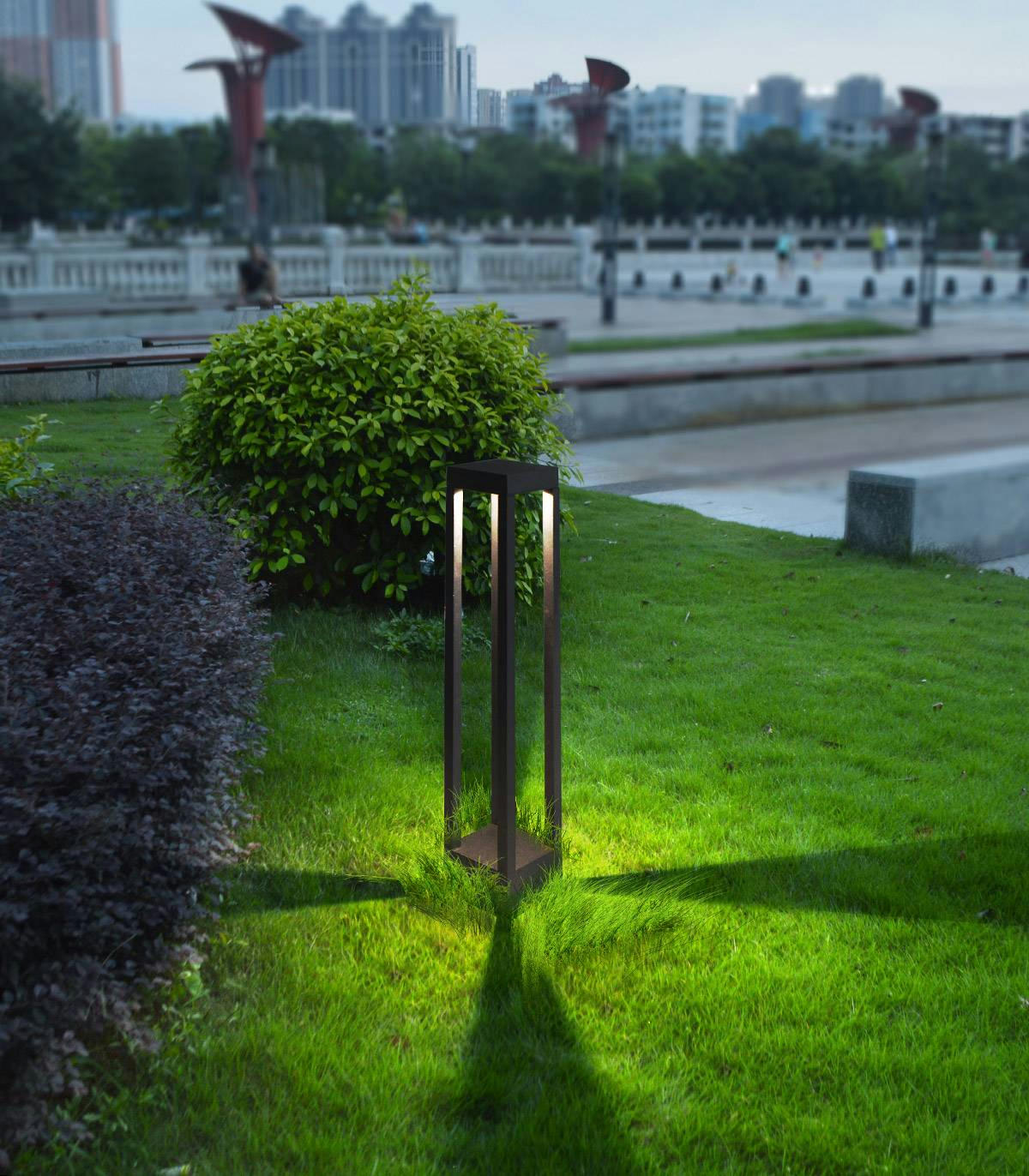 LIAM - Borne extérieure en aluminium noir h.60 cm