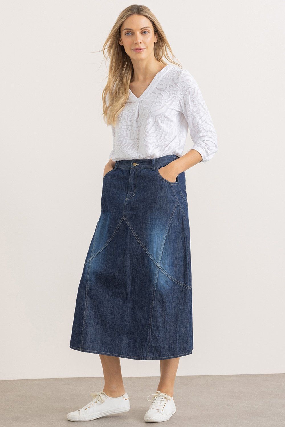 Klass. V Neck Burnout Jersey Top