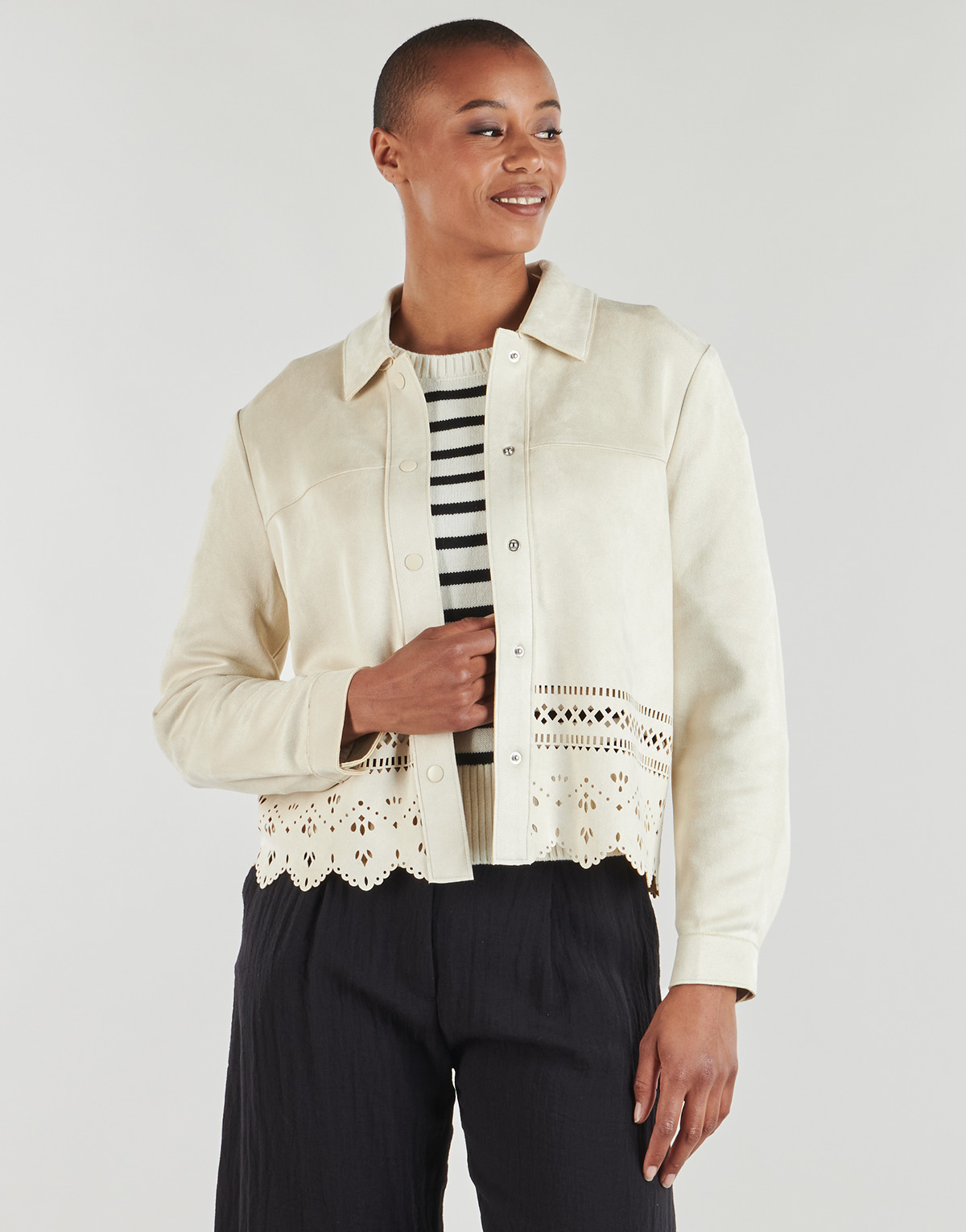 Vero Moda - VMJOSELINA SHORT JACKET - Beige