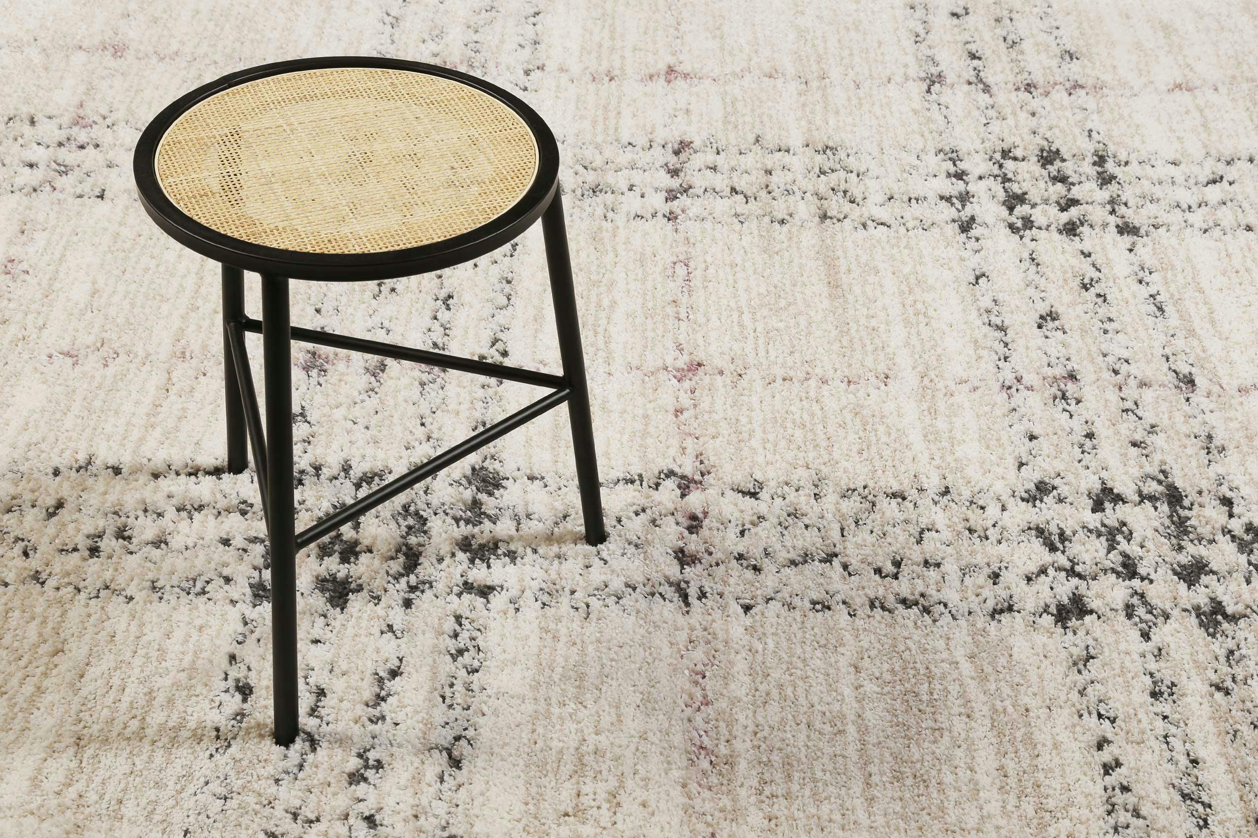 NORA - Tapis à poils longs tartan beige et gris 133x200
