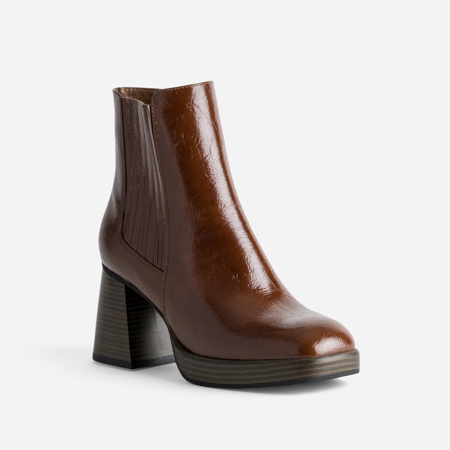 Boots camel à talon lamellé
