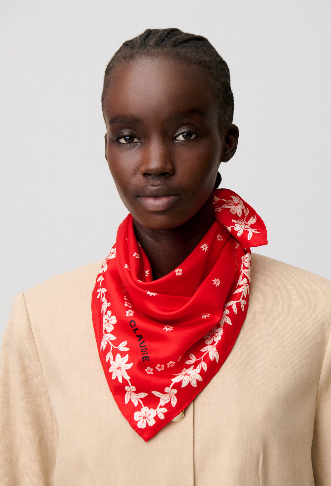 Foulard carré rouge