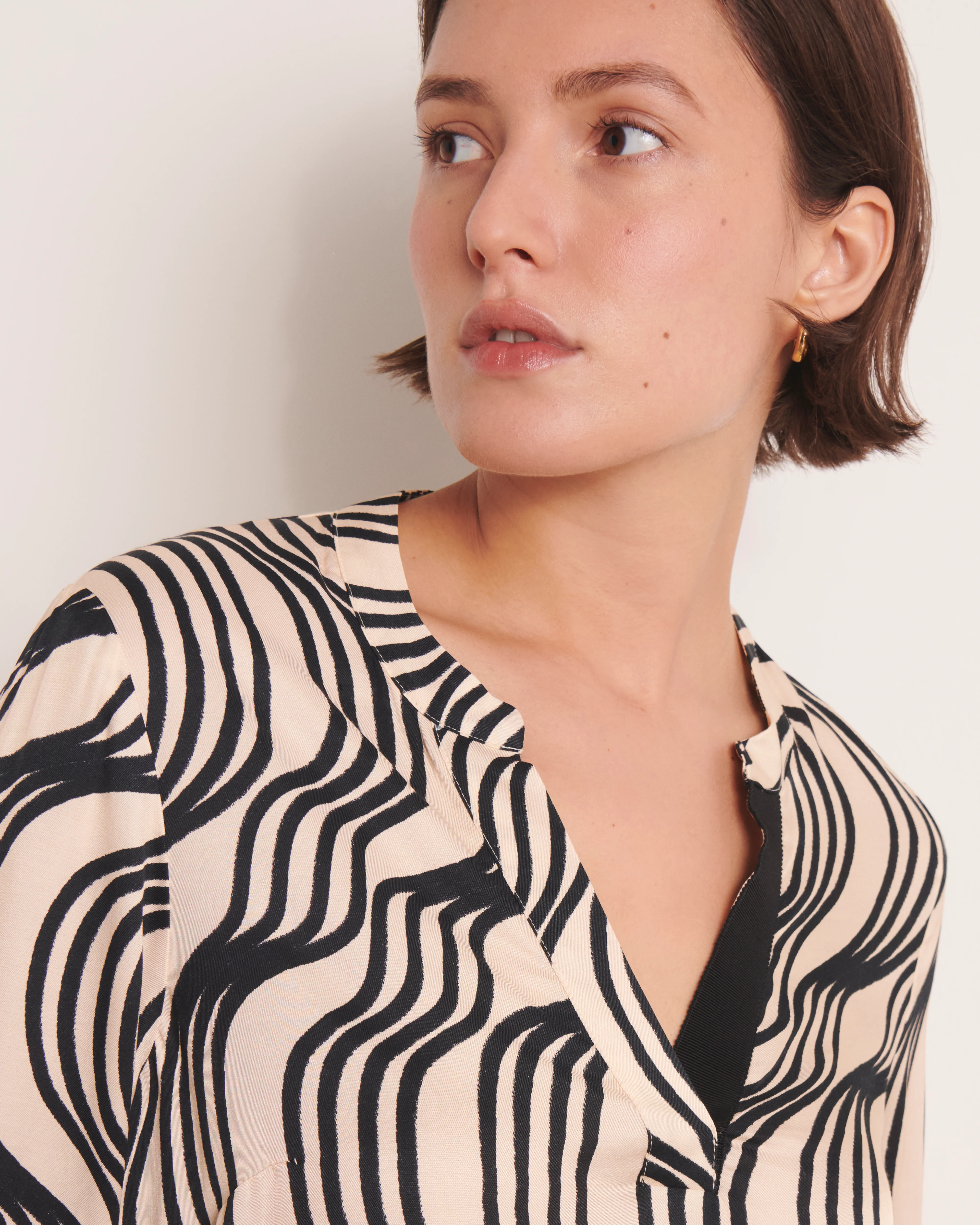 Blouse noire imprimée effet sweat CONCORDIA/13108/670