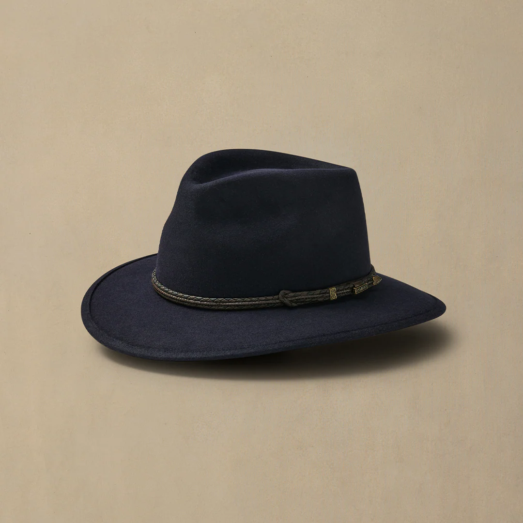 Traveller Midnight
