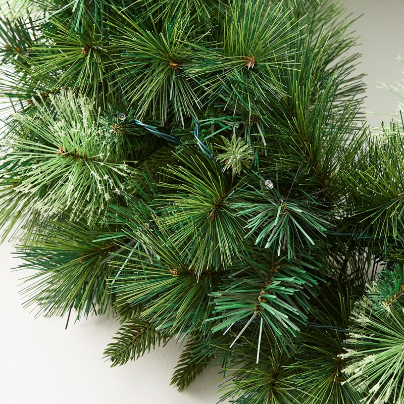 Luxe LED Small Green Wreath