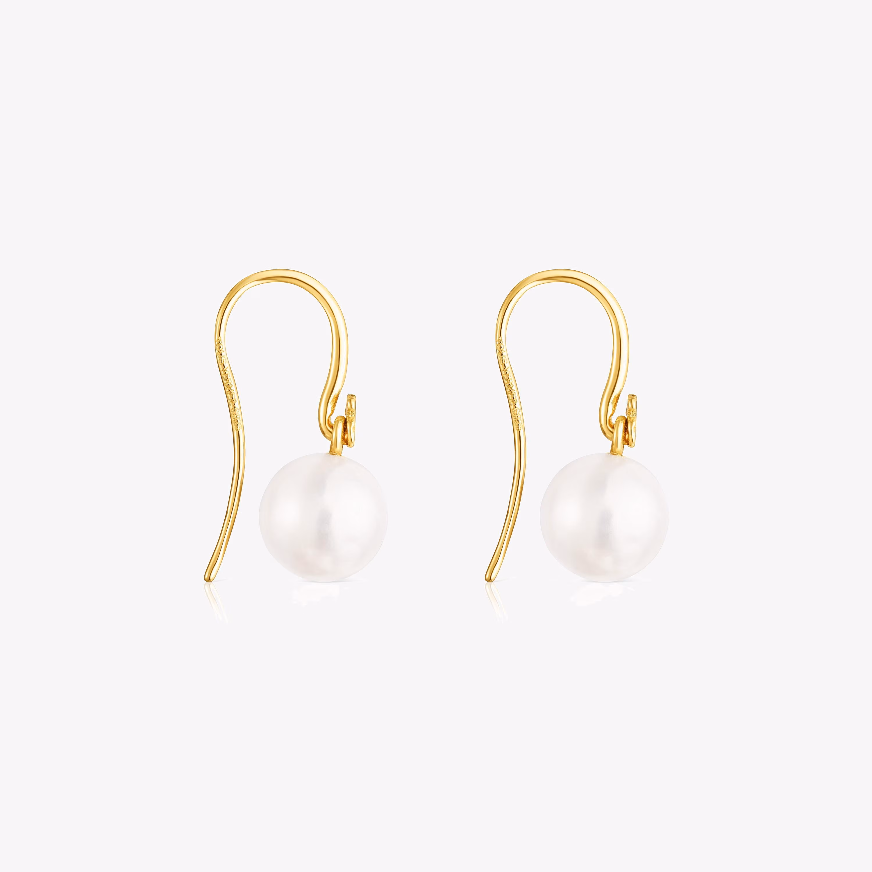 Pendientes cortos con baño de oro 18 kt sobre plata y perla Gloss