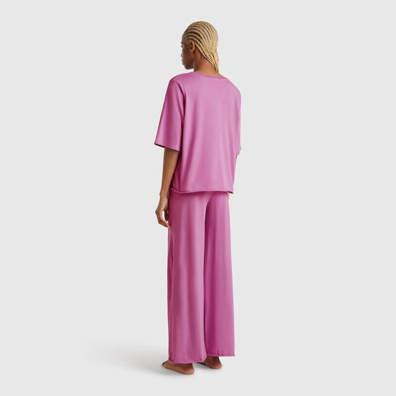 Loose-fitting pyjamas in pure cotton