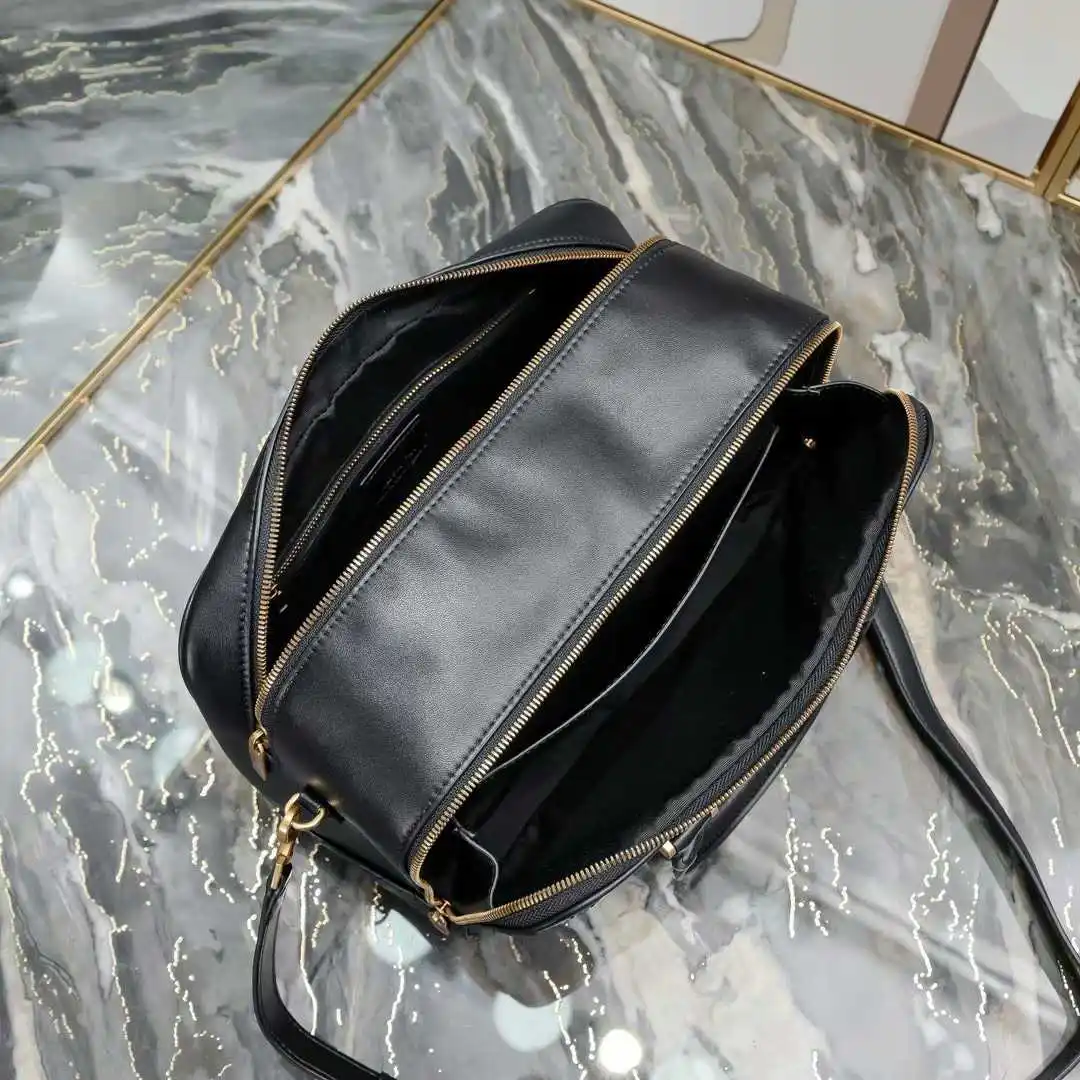 Saint Laurent Lambskin Lyia Quilted Duffle Bag (7A regular version)