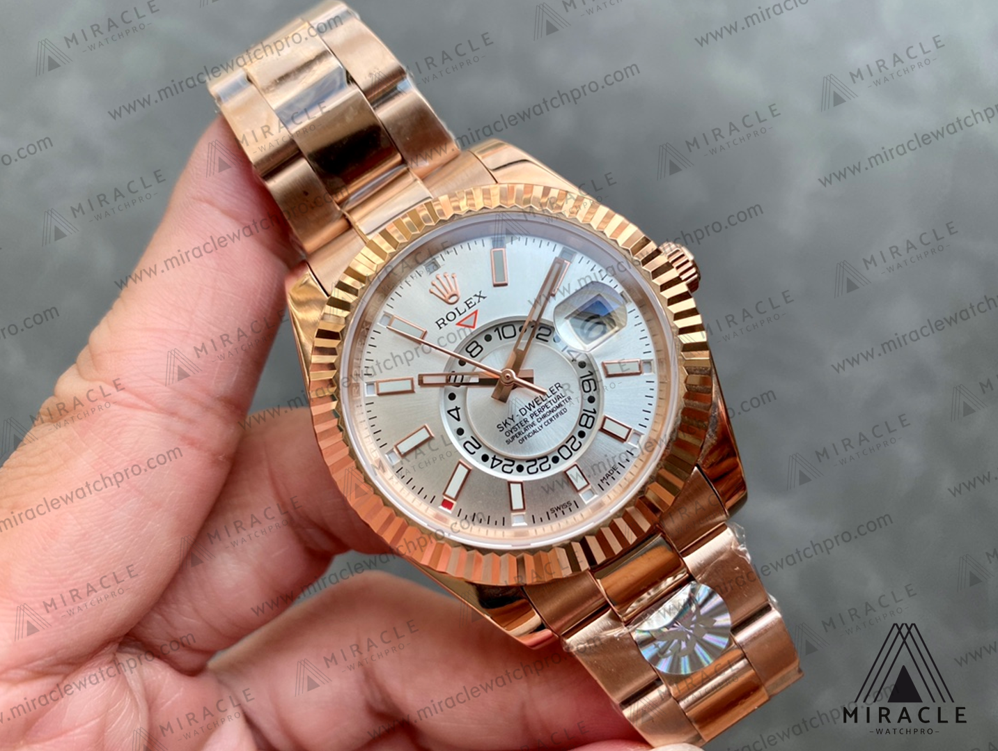 Replica Watch-ROLEX-Sky Dweller-REF.M326935-0005-ELITE CLONE-42MM