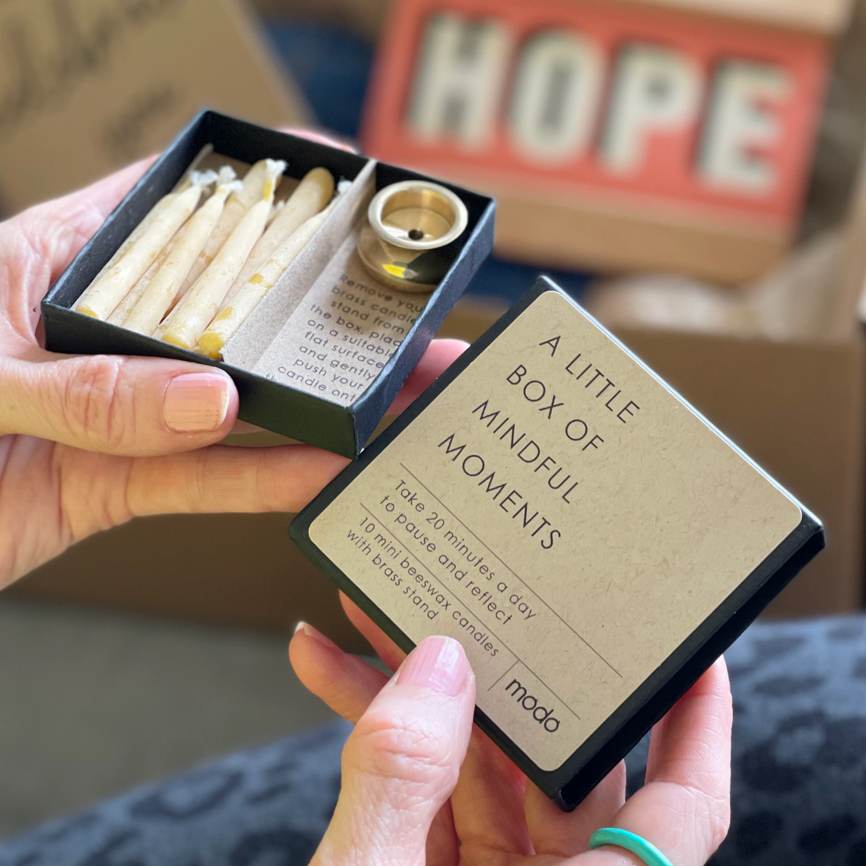 The Original 20 Minute Candle Set By Modo Creative | Mini Mindful Moments ® | Pure Beeswax Meditation Ritual with Brass Holder