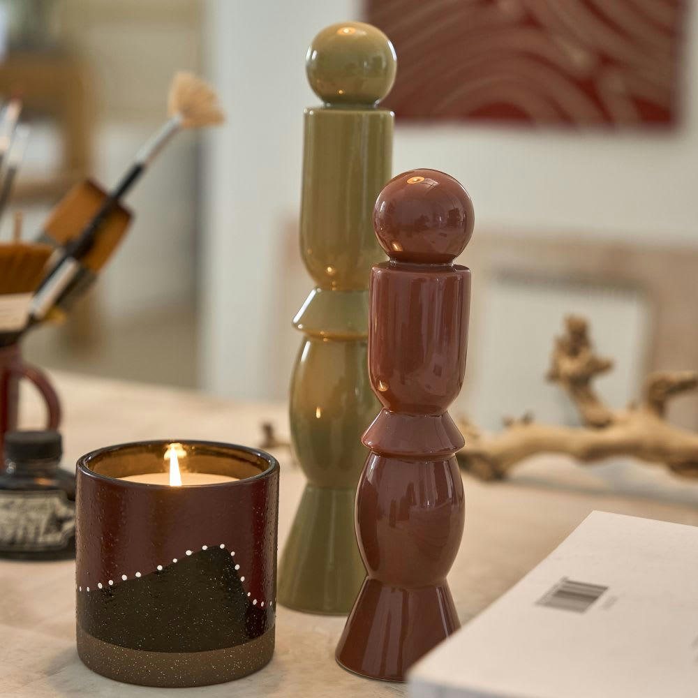 NAMPI - Bougie parfumée en céramique noire, rouge, beige et blanche