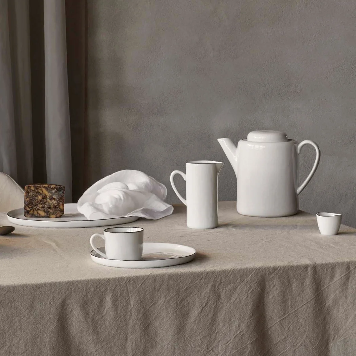 Broste Copenhagen - Salt Tasse mit Untertasse