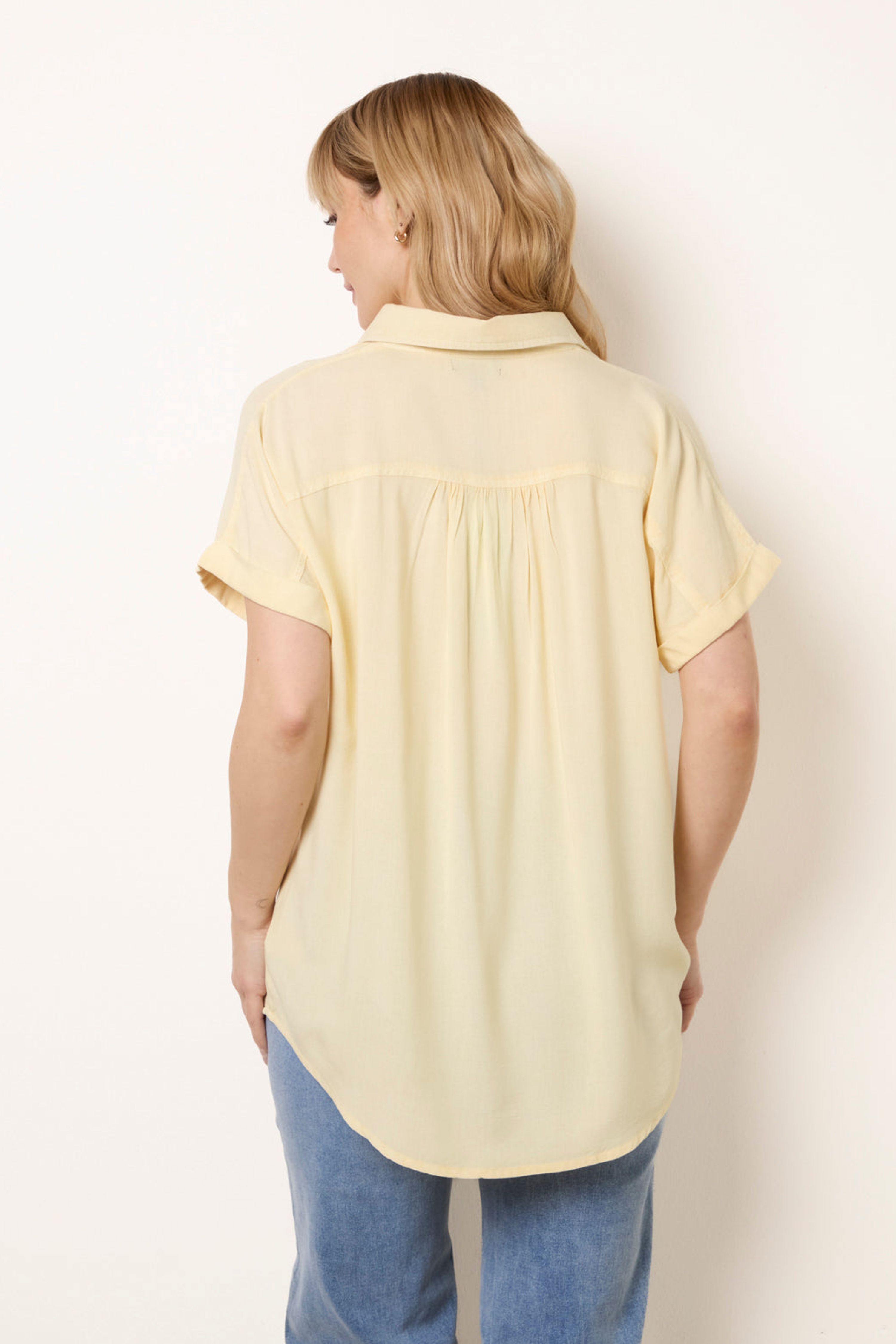 Blue Vanilla Lemon Button Front Shirt