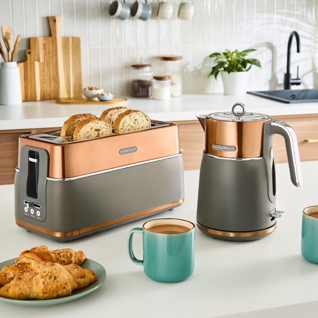 Morphy Richards Signature 1.5L Kettle & 4 Slice Toaster Copper