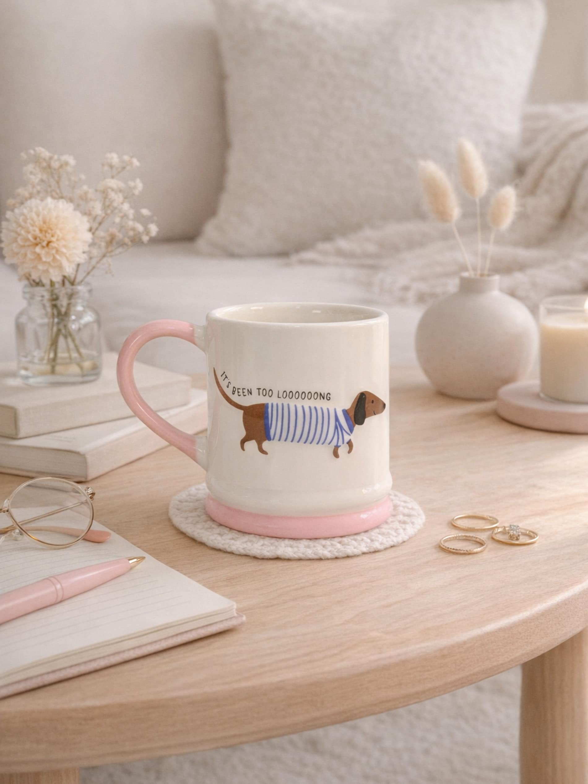 Ceramiczny kubek z motywem jamnika i napisem