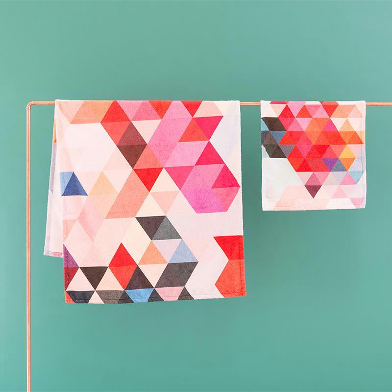 JUNGLE RUM - Serviette de bain en éponge-velours en vert 70x140