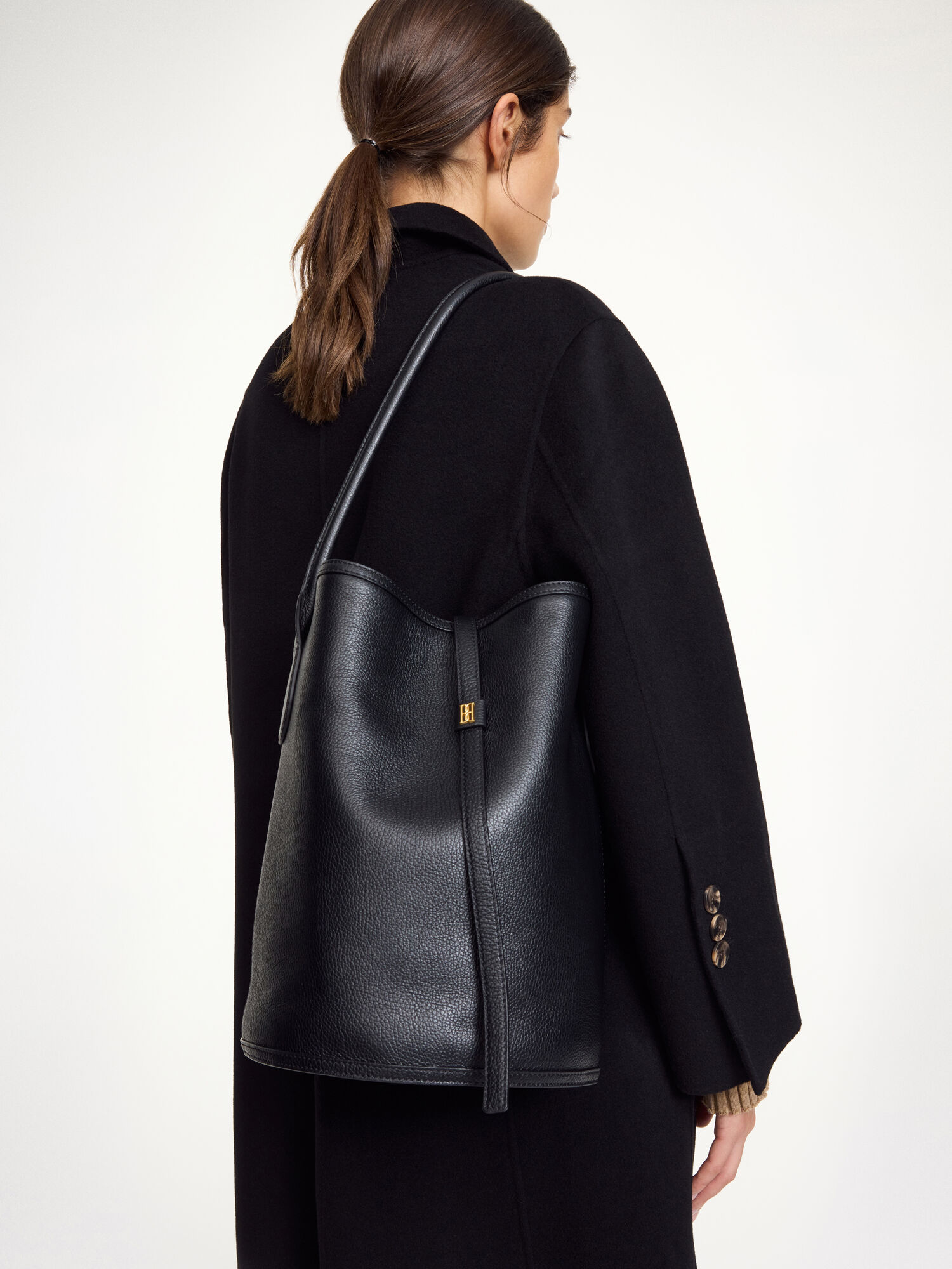 Maryllon bucket bag