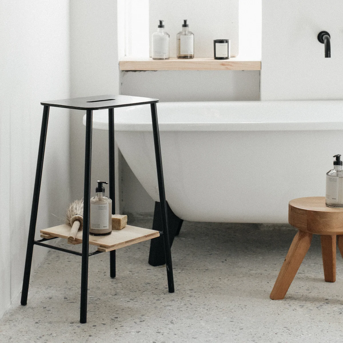 Frama - Adam Hocker