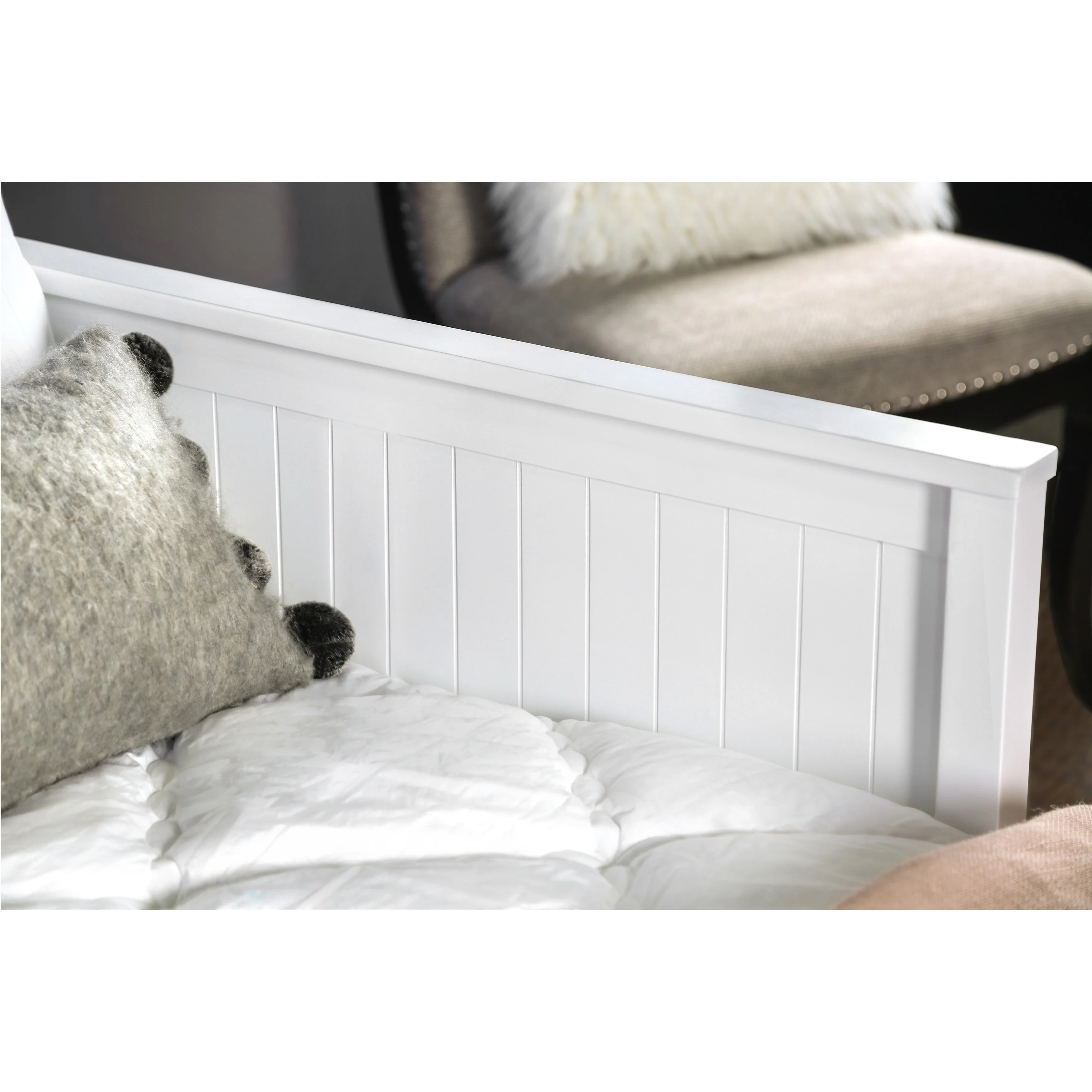 Daja Transitional Full Solid Wood Storage Daybed by Furniture of America