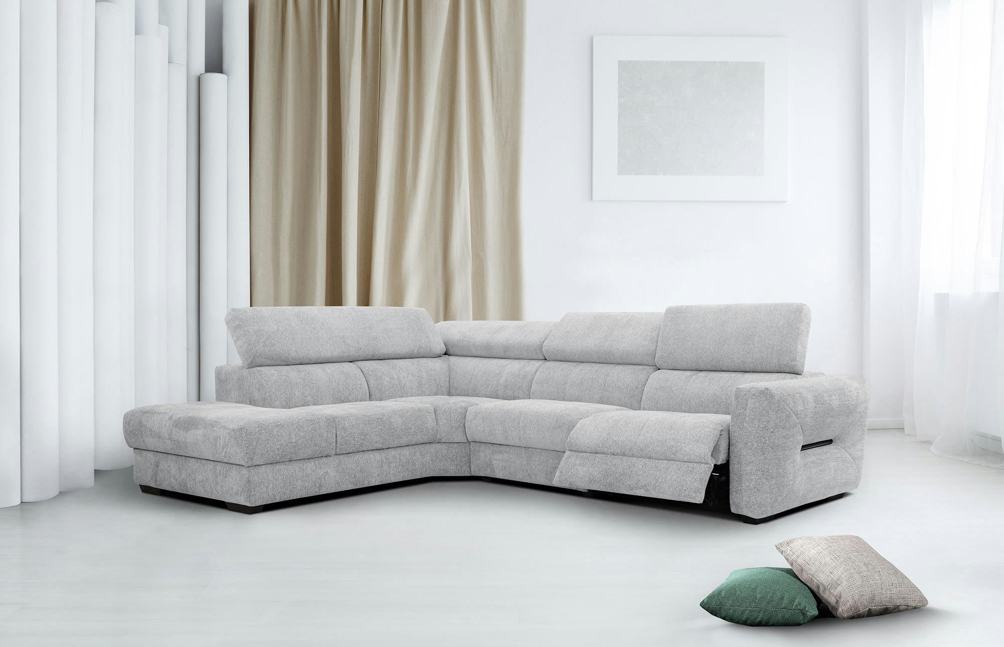 CALVERA - Canapé d'angle gauche 5 places avec relax électrique tissu gris clair