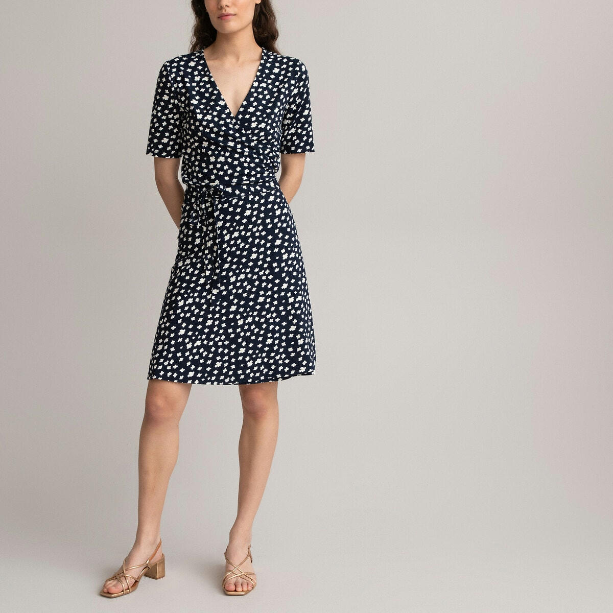 Robe cahe-cœur, manches courtes, imprimé floral