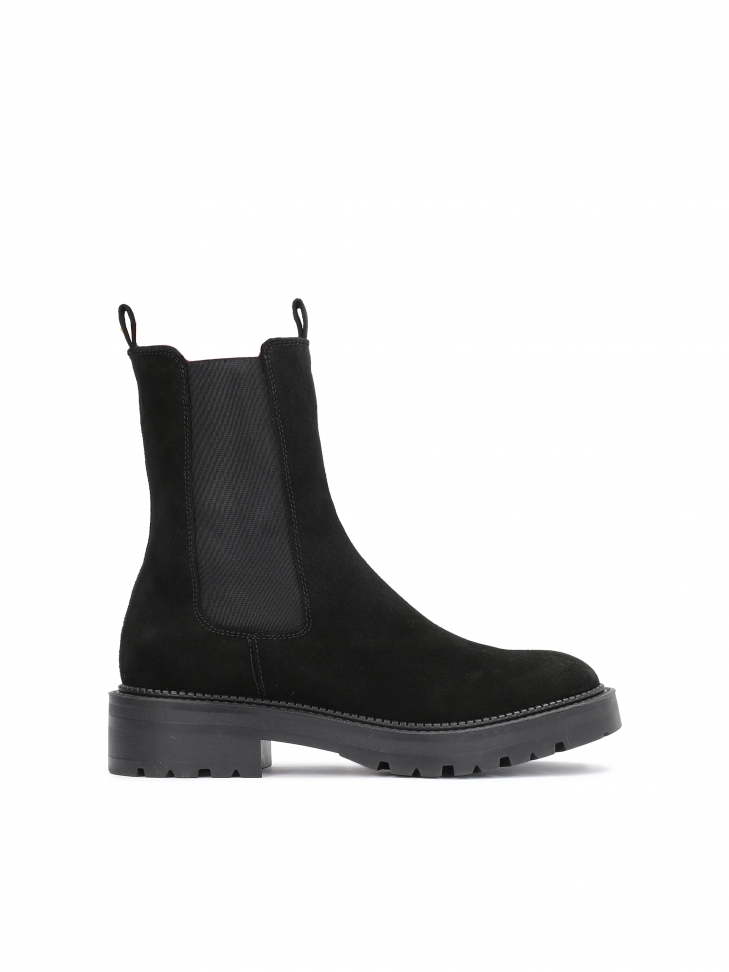Black straight Chelsea women's boots with a slip-on style